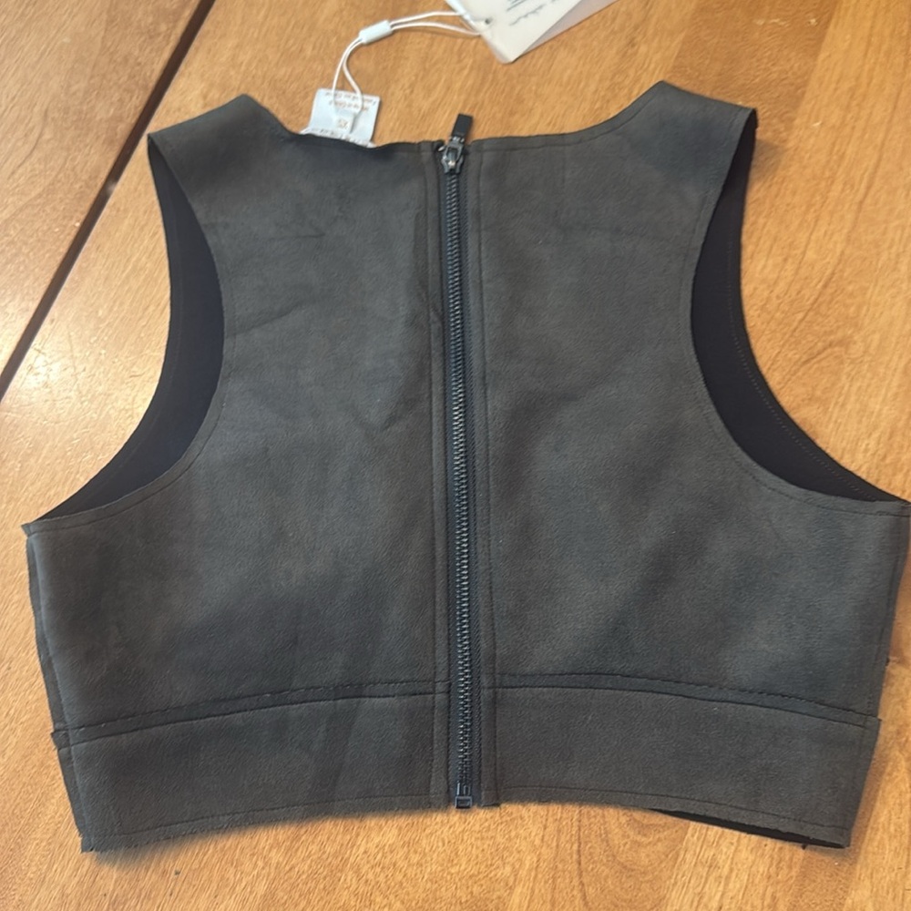 FOXIEDOX crop faux suede top - Picture 3 of 3